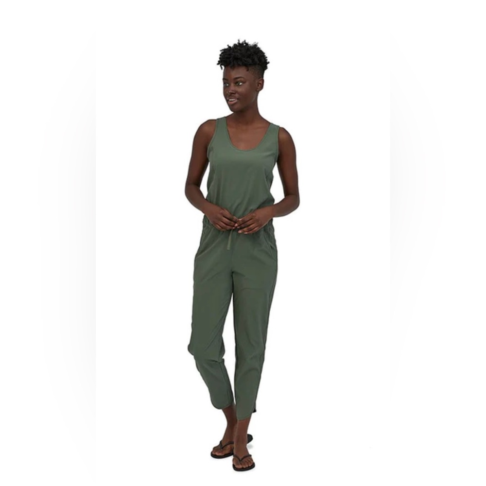 Patagonia fleetwith jumpsuit - kale green - size XS
